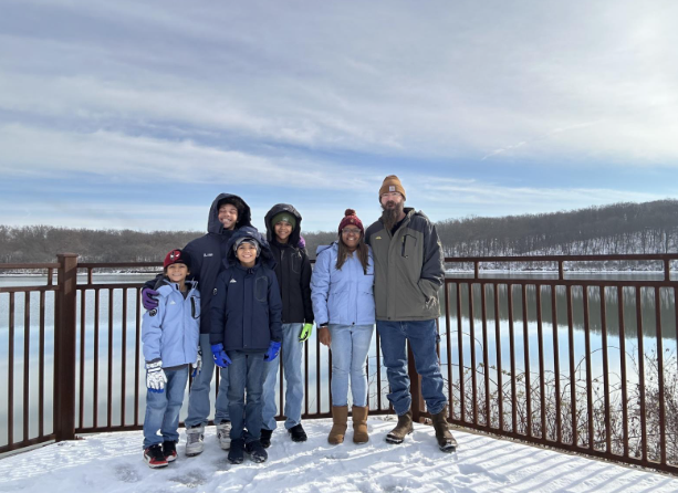 FLCCA ayuda a una familia a aprender, crecer y prosperar